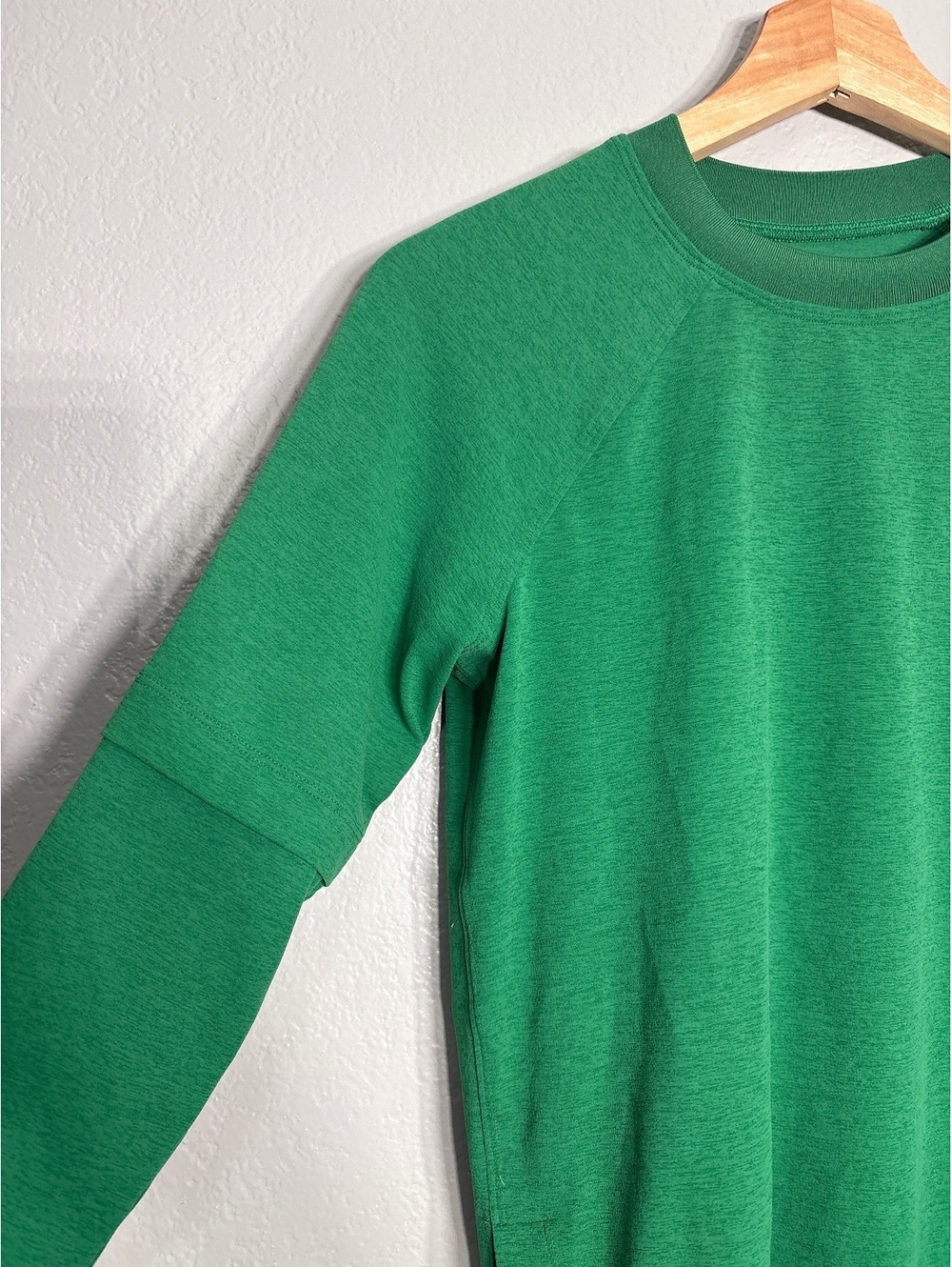 Lululemon tennis club layered long sleeve green NWOT 4 - Picture 4 of 5
